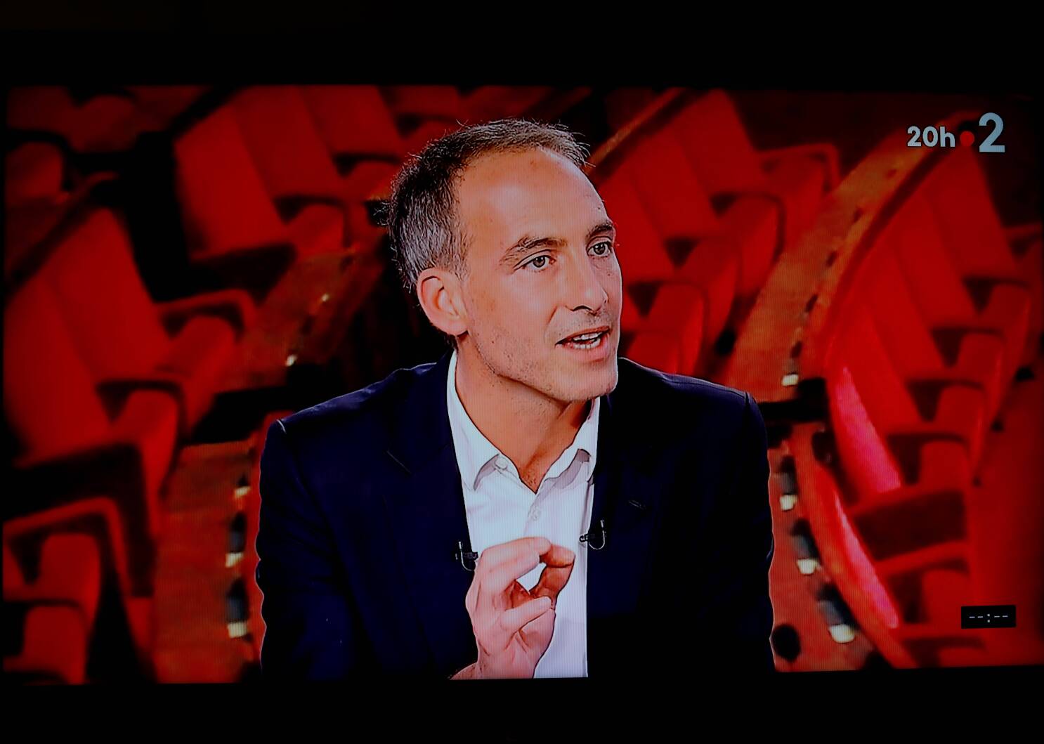 Raphaël Glucksmann Humilie La France Avec Une Demande Inopinée
