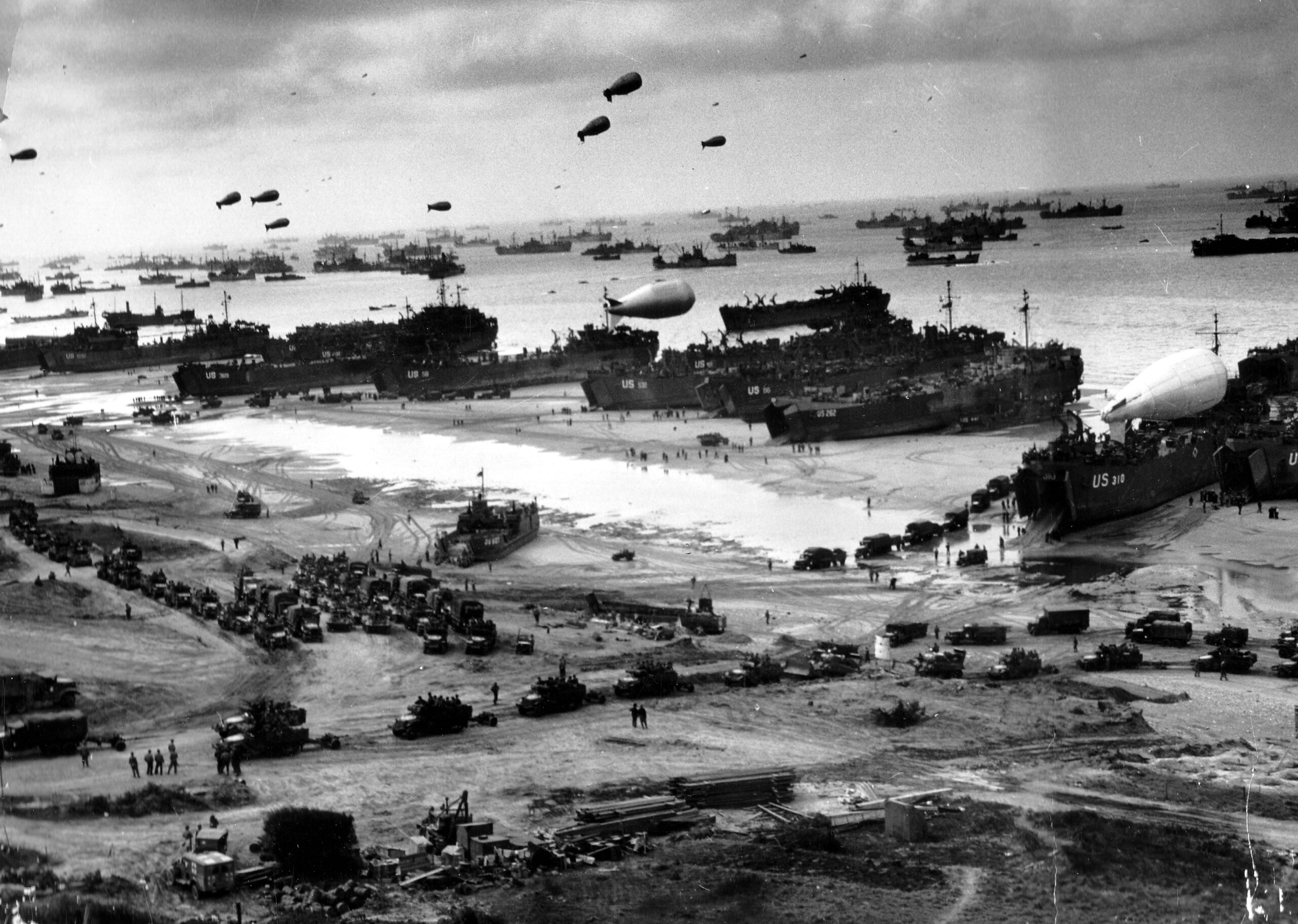 Le complexe militaro-industriel américain : une machine de guerre dévastatrice